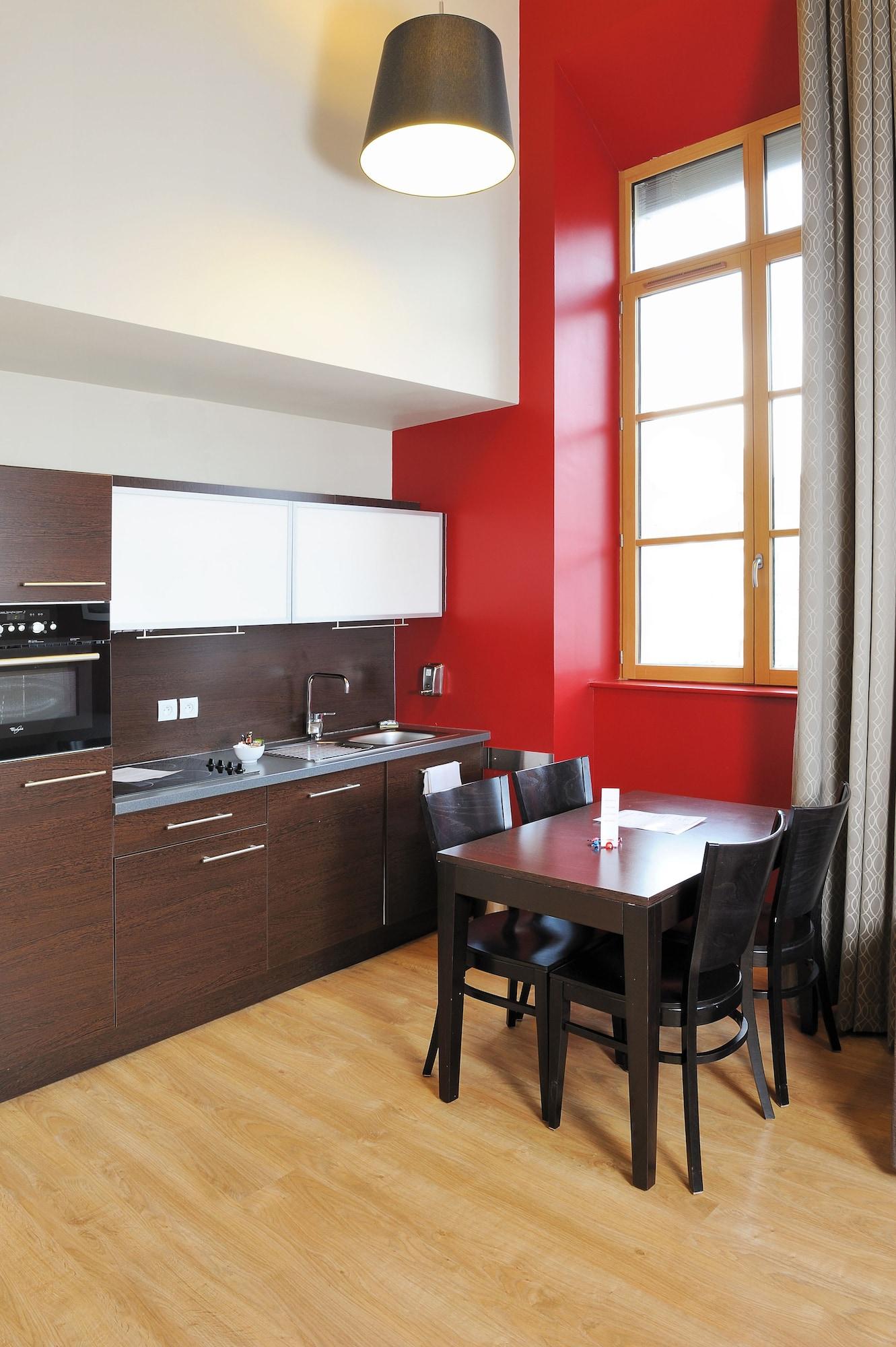 Residhome Grenoble Caserne De Bonne Zimmer foto