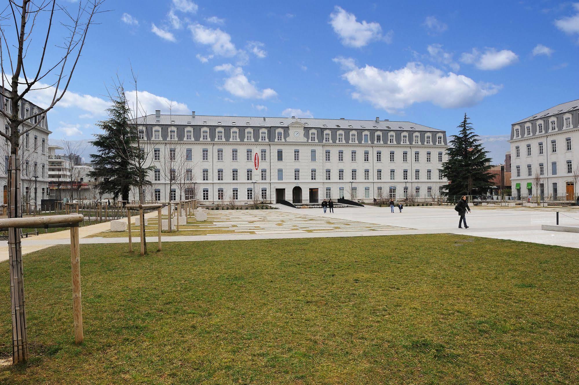 Residhome Grenoble Caserne De Bonne Exterior foto